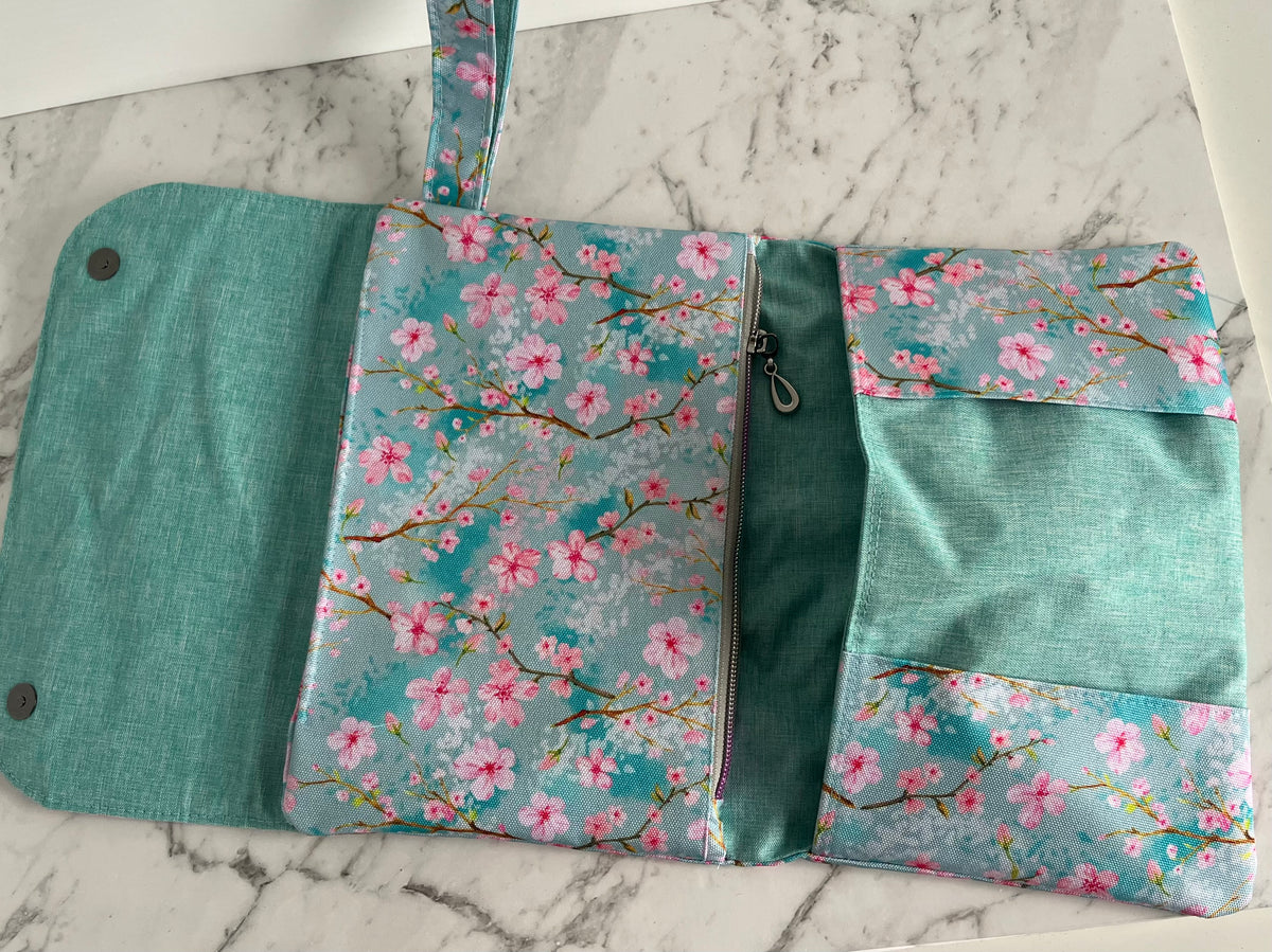 Compact Nappy Clutch